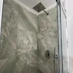 Crystal דירה *