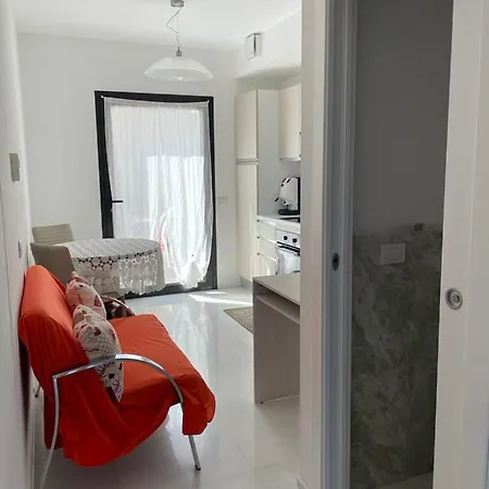Crystal Apartment