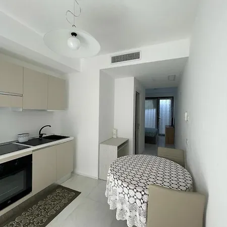 Crystal 公寓 圣托·斯特凡诺·阿尔马尔