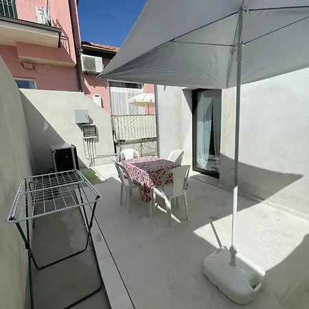 Crystal 圣托·斯特凡诺·阿尔马尔